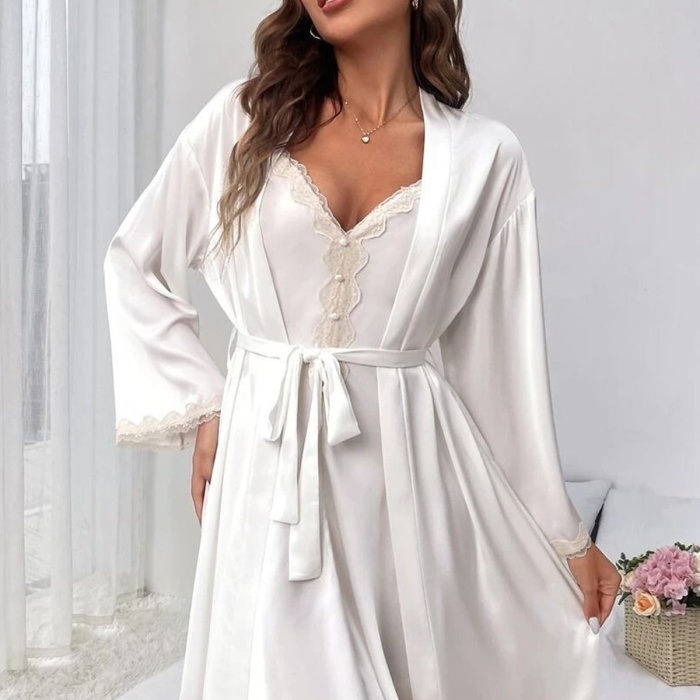 Beyaz Saten Dantel Detaylı Mini Kuşakı Sabahlık