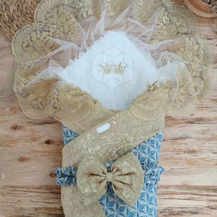 Yenidoğan Piramit Desenli Güpür İşlemeli Bebek Battaniyesi Kundak