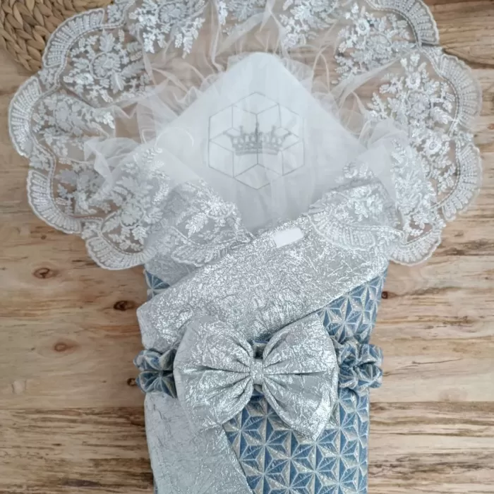 Yenidoğan Piramit Desenli Güpür İşlemeli Bebek Battaniyesi Kundak