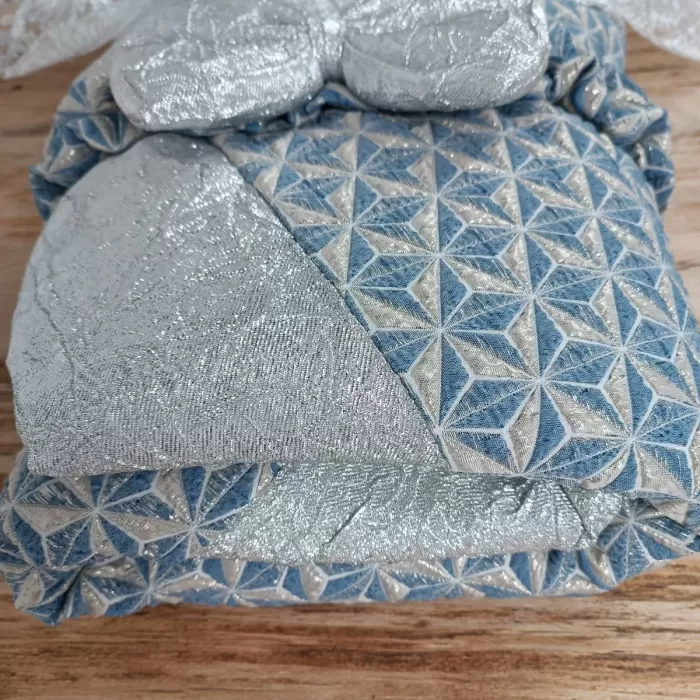Yenidoğan Piramit Desenli Güpür İşlemeli Bebek Battaniyesi Kundak