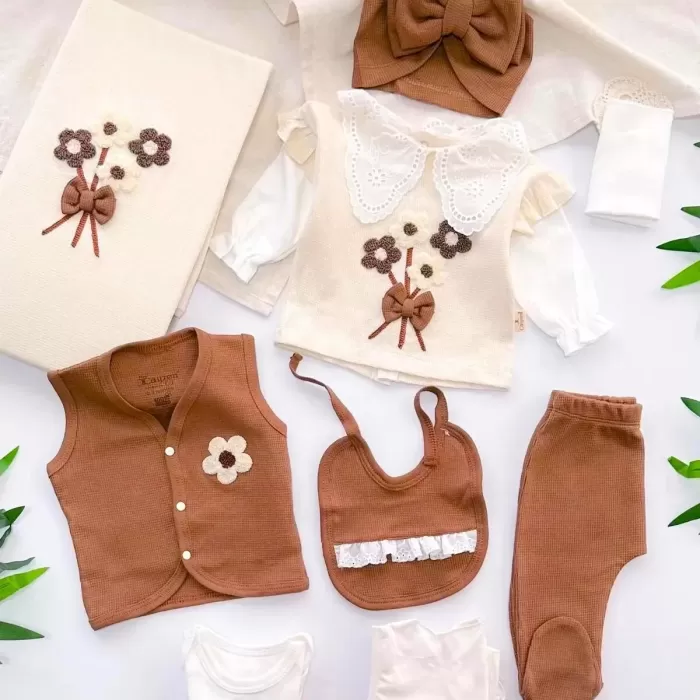 Fiyonk Ve Çiçek Detaylı %100 Pamuk 10 Parça Bebek Hastane Çıkış