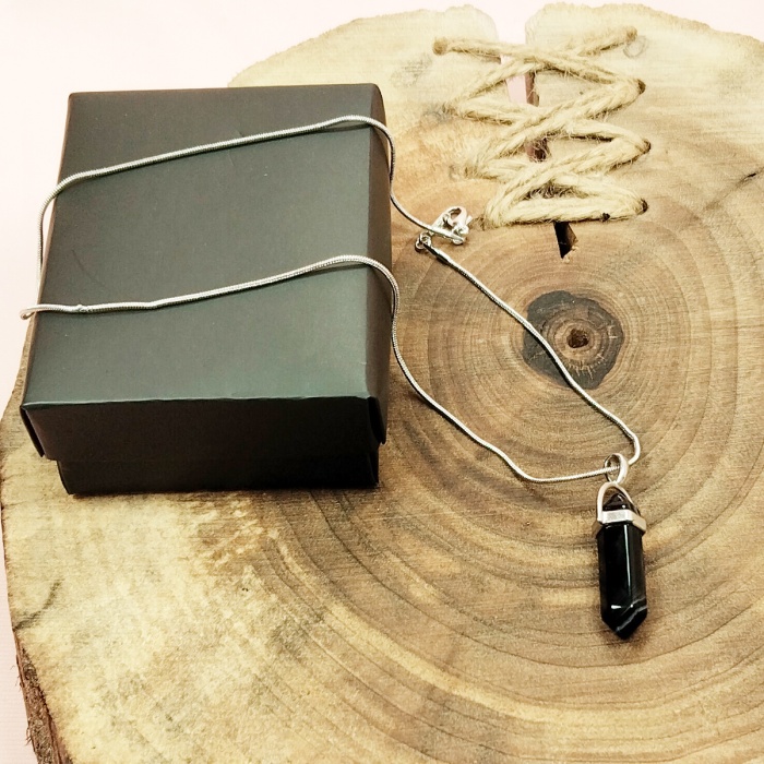 Obsidyen Doğal Taşı Zincirli El Yapımı Tasarımlı Kolye Uç: 3,5 cm Zincir: 20 cm Kutulu