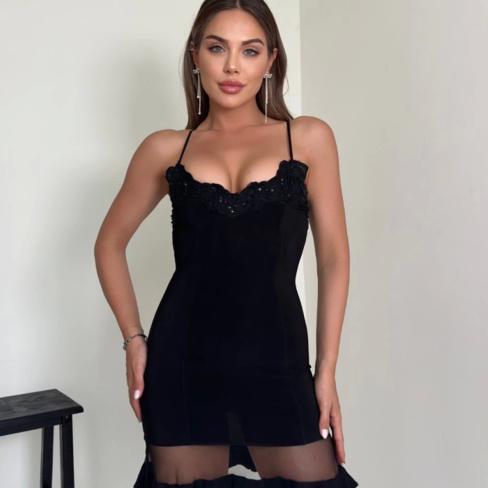 Tül detaylı mini elbise