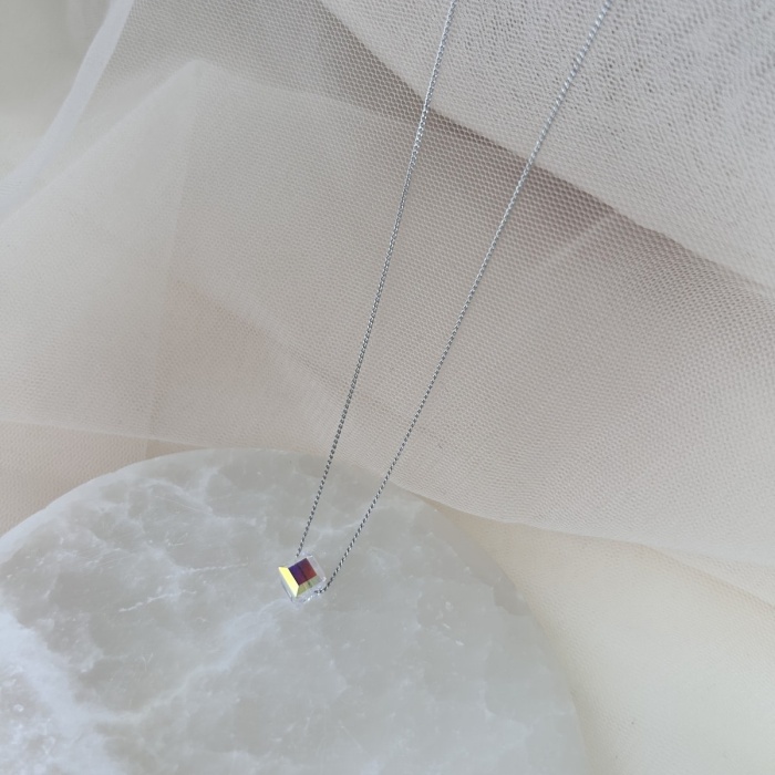 Swarovski Taşlı Rodyum Kaplama Kolye