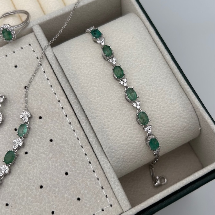 925 ayar gümüş zümrüt set