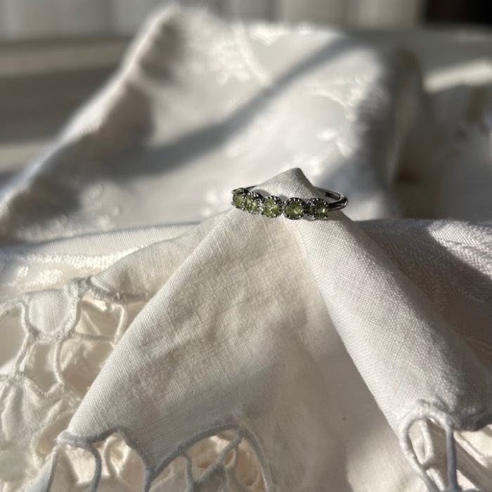 925 ayar gümüş peridot(zebercet)yüzük