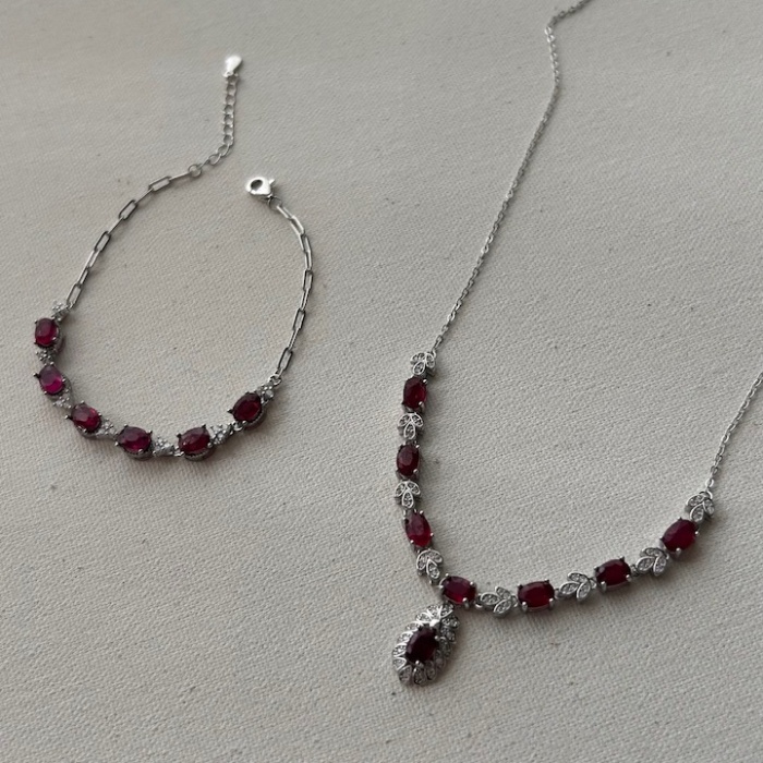 925 ayar gümüş Yakut taşlı set