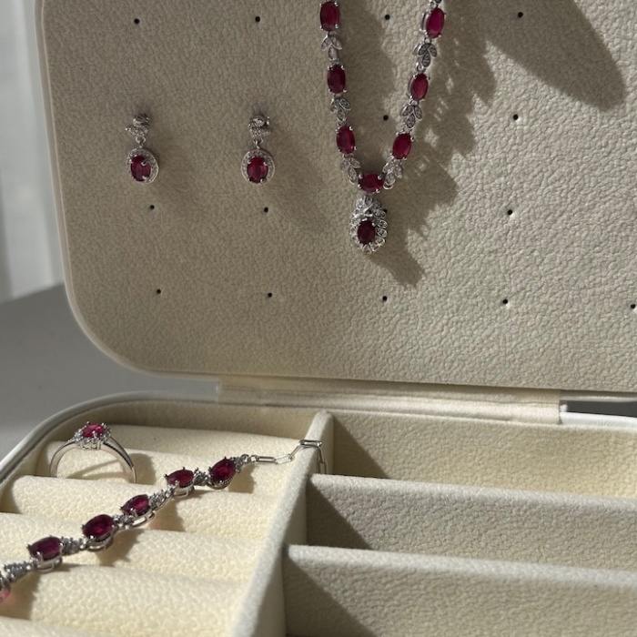 925 ayar gümüş Yakut taşlı set