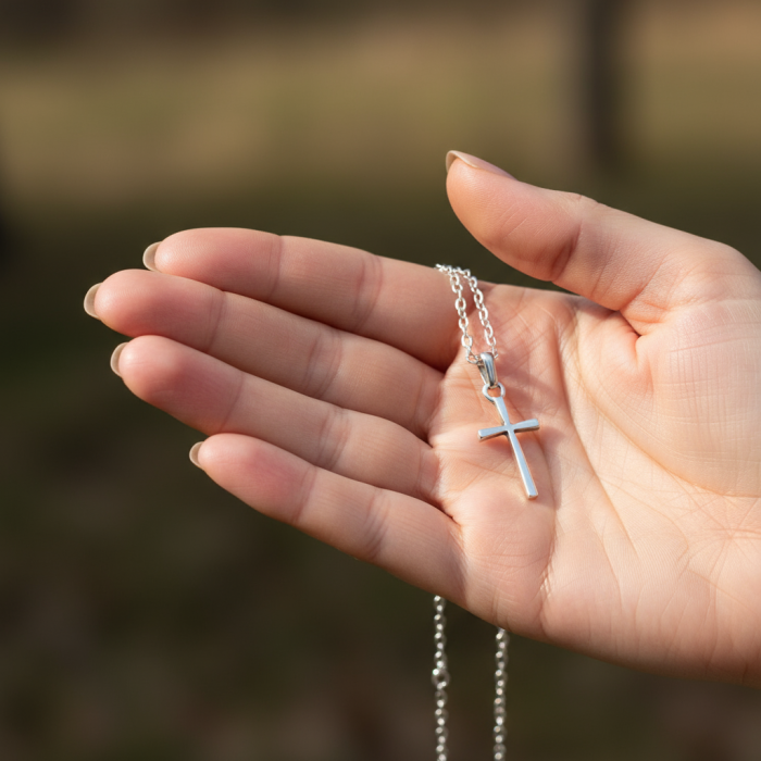 Mini Haç Gümüş Kaplama Düz Zincir Kolye