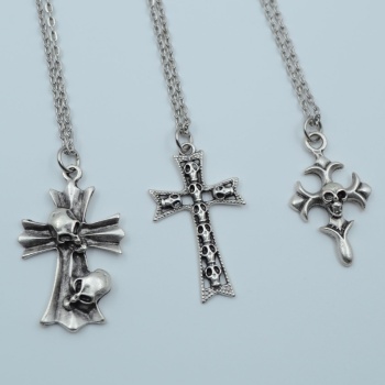 3lü Kuru Kafa Haç Gümüş Kaplama Kolye Seti