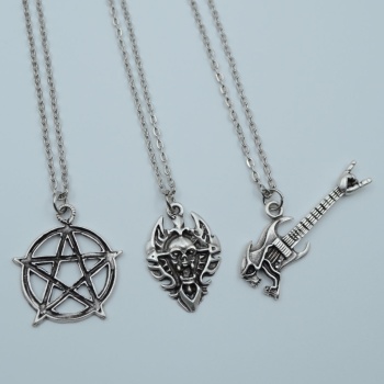 3lü Pentagram Kuru Kafa Gitar Diablo Kalkan Gümüş Kaplama Kolye Seti