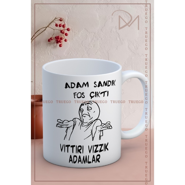 Baskılı Kupa Bardak Seramik Mug - Adam Sandık Fos Çıktı Vıttırı Vızzık Adamlar