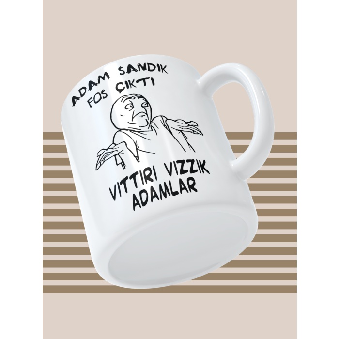 Baskılı Kupa Bardak Seramik Mug - Adam Sandık Fos Çıktı Vıttırı Vızzık Adamlar