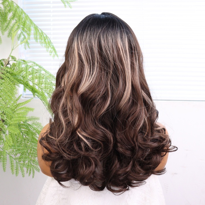 Açık Kahve Balköpüğü Işıltılı Bebek Saçlı Geniş Dalgalı Fiber Sentetik Tül Peruk