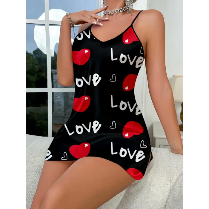 Love Desenli Siyah Saten Gecelik