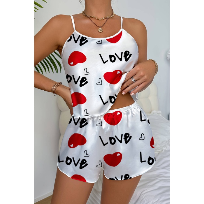 Love Desenli Beyaz Saten Şortlu Gecelik Takım