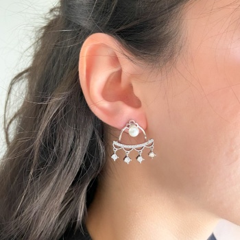 Çelik Sallantılı Küpe Zirkon Taşlı Kulak Altı Model UNK-775