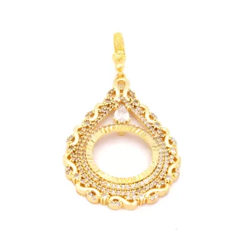 Altın Kaplama Beyaz Taşlı Örgü Çeyrek Çerçeve Kadın Kolye Ucu TGR-431