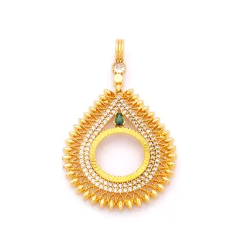 Çeyrek Altın Çerçeveli Kolye Ucu Altın Kaplama TGR-705