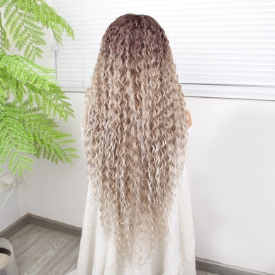 Afro Dalga Rus Kumralı Beyaz Platin Ombreli Işıltılı Fiber Sentetik Tül Peruk