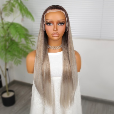 Rus Kumralı Beyaz Platin Ombreli ve Işıltılı Fiber Sentetik Tül Peruk