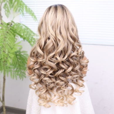 Kumral Platin Ombre Bebek Saçlı Fiber Sentetik Yoğun Dalgalı Tül Peruk