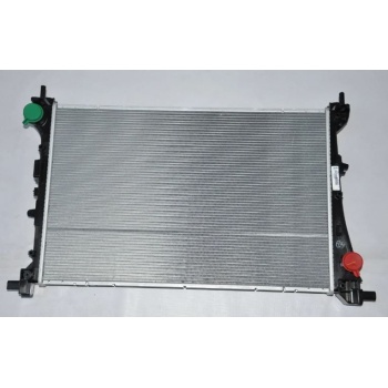 Egea 1.6 Multijet Su Radyatörü Opar 52052630