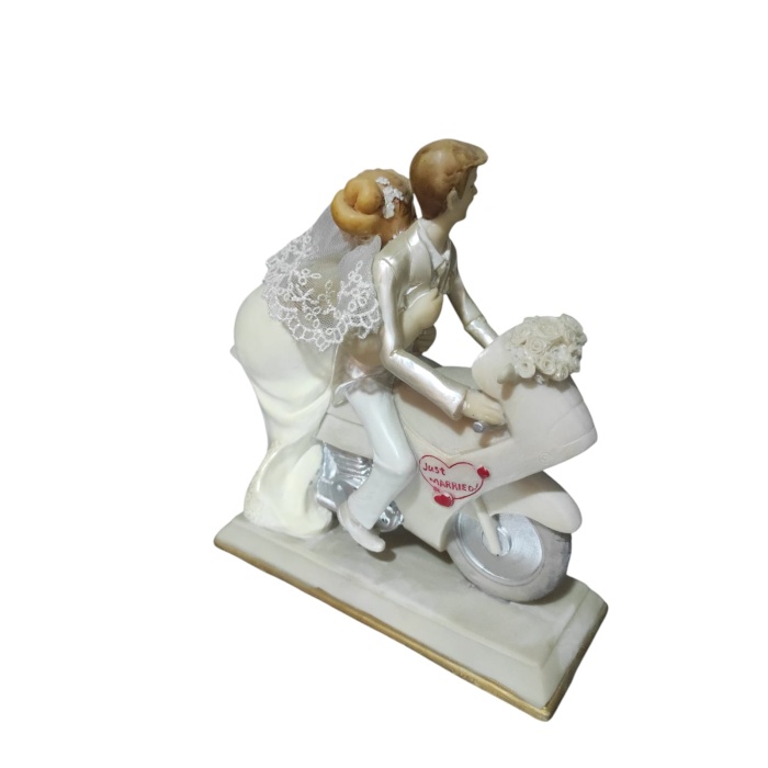 Polyester Gelin Damat Biblo Obje Yarış Motorunda 19cm