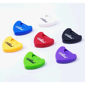 Alice A010A-G Gitar Pena Tutucu - Üçgen Yapışkanlı (Aksesuar - Pratik Seri) | Gitara Zarar Vermeyen Yapışkan Arka Yüzey, Penalar İçin Hızlı Erişim | Uyum: Tüm Gitar ve Bas Gövdeleriyle Uyumlu