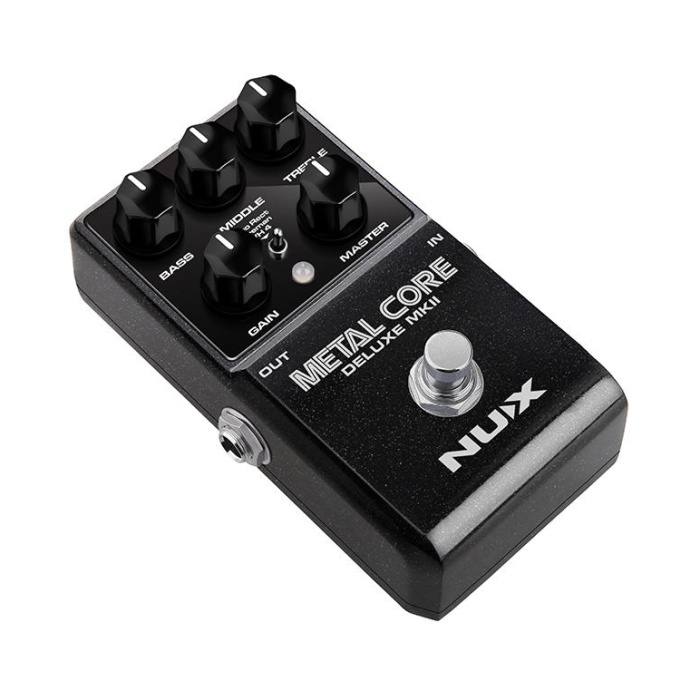 Nux Metal Core Deluxe MKII Distortion Preamp Ve 3 Mod Amfi Modellemesi Pedalı