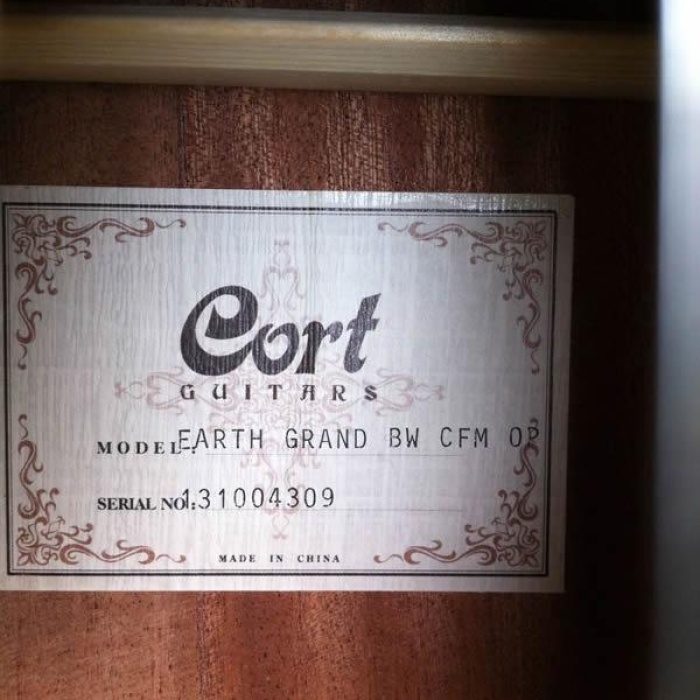 CORT EARTHGRAND BW CFM OP ELEKTRO AKUSTİK GİTAR, ÇANTALI, CUTAWAY