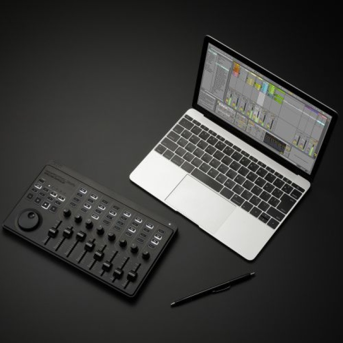 Korg NANOKONTROL STUDIO | Usb/Wifi Mobile Midi Controller