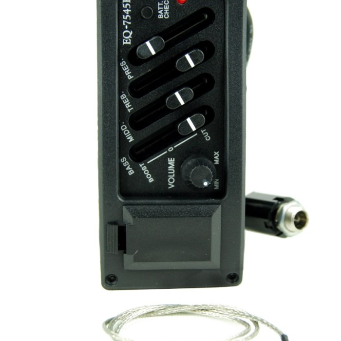 Xenon EQ7545R 4 Band Ekolayzırlı Eşikaltı | Presence Kontrolü, Pil Göstergesi, Profesyonel Sahne Performansı