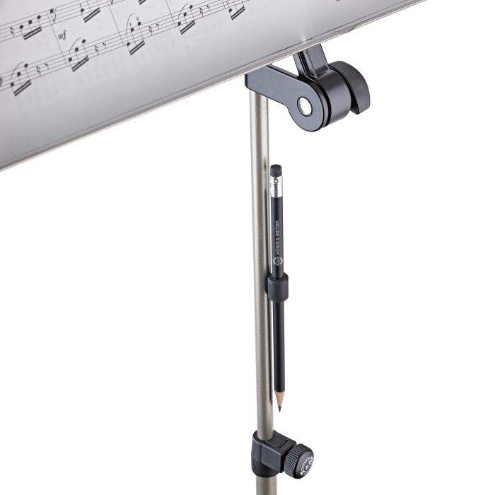 Konig & Meyer 16099-000-55 Manyetik Nota Sehpası Kalemliği | Güçlü Mıknatıslı Bağlantı Tüm Metal Sehpalara Uygun ve Sahne Performansları İçin İdeal Düzenleyici