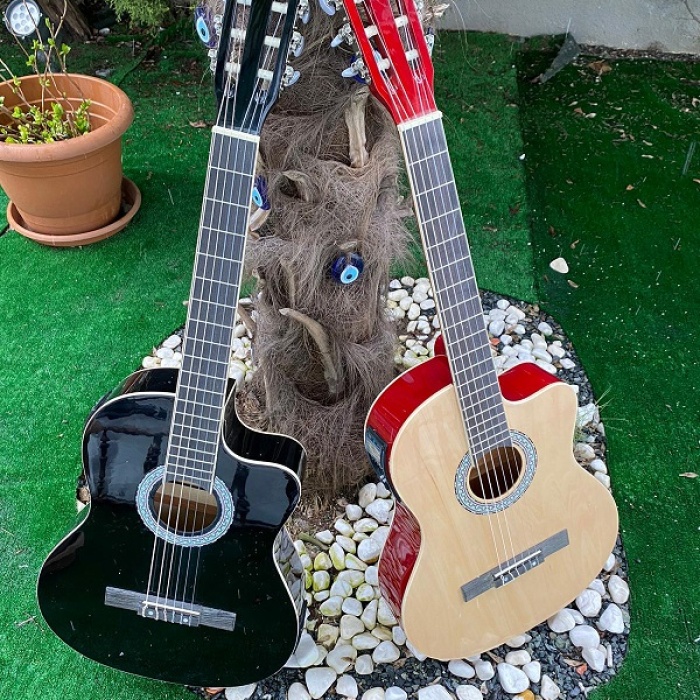 Sanchez XFP39EQ-BK Elektro Klasik Gitar (Siyah Cutaway) | Dahili Ekolayzer ve Tuner Kesik Kasa ile Üst Perdelere Kolay Erişim Şık Siyah