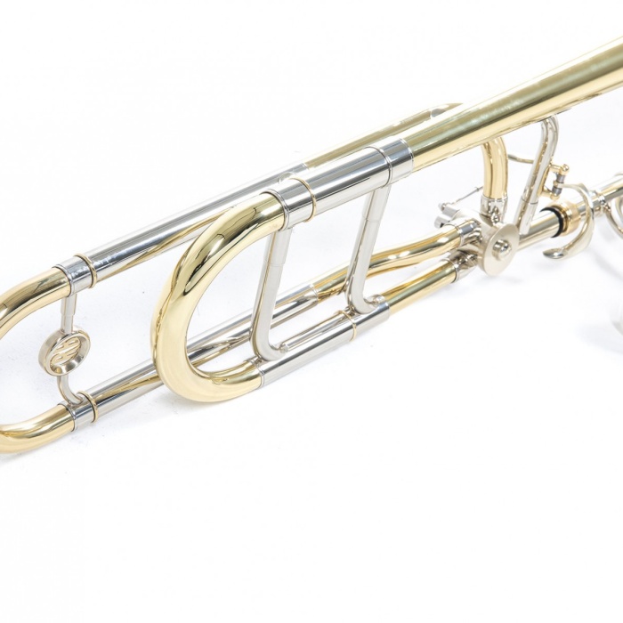Roy Benson TT-242F Tenor Trombon (Bb/F) | Quart Valf Eklentili