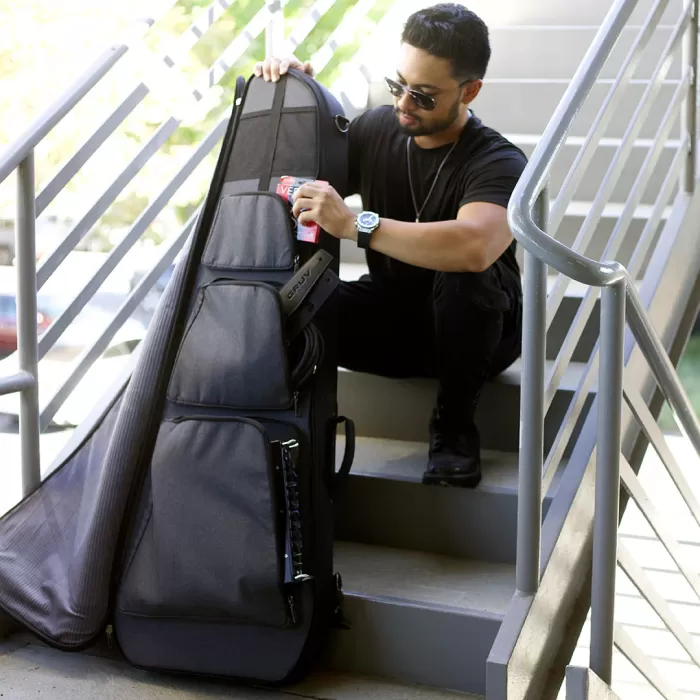 Gruv Gear GB3-EB-KRB Gigblade 3 Bas Gitar Kılıfı (Üst Segment - İnovatif Taşıma) | Yandan Açılan Tasarım, Düşük Merkezli Taşıma Teknolojisi, Neopren Omuz Askısı, Üstün Koruma | Ölçüler: Bas Gitar Standart Ölçüleri