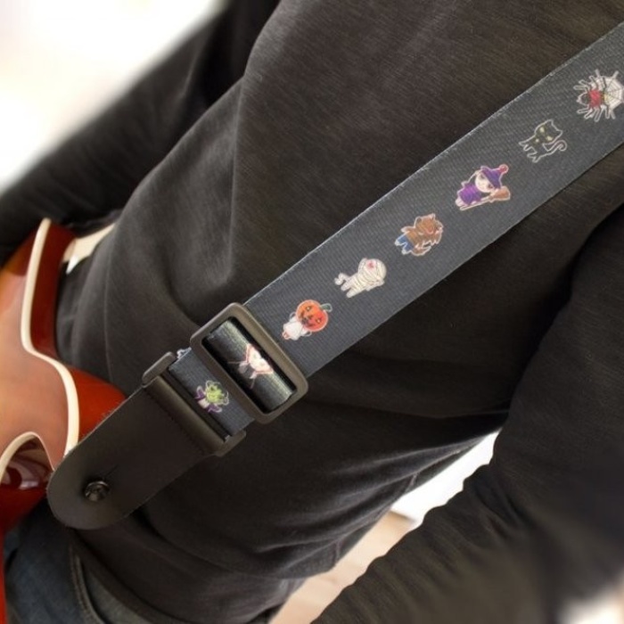 1Strap 1ST003 Elektro Gitar Askısı (Başlangıç/Orta - Enstrüman Askısı) | Renkli Dokuma Desen, Güvenli Deri Bağlantı Uçları, Ergonomik Gövde | Ölçüler: Genişlik 5 cm, Maksimum Uzunluk 150 cm