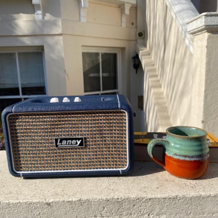 Laney F67-LIONHEART Taşınabilir Bluetooth Hoparlör (Üst Segment - Butik Tasarım) | Lionheart Serisi Amfi Estetiği, Bluetooth 5.0, Li-ion Batarya, Yüksek Çözünürlüklü Ses | Ölçüler: 160 x 265 x 150 mm