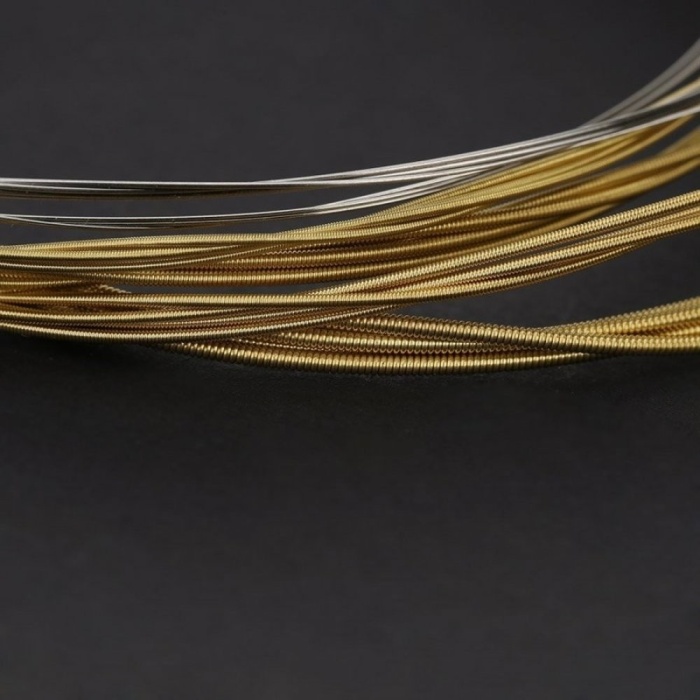 Orphee TX620 Akustik Gitar Teli Seti (Aksesuar - Phosphor Bronze) | %75 Bakır ve %25 Kalay Karışımı, Parlak ve Zengin Harmonikler, Korozyona Dayanıklı Kaplama | Ölçüler: 010-047 Extra Light