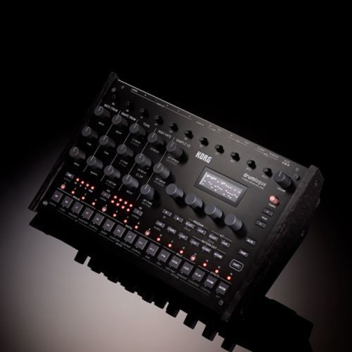 Korg Drumlogue Hybrid Drum Machine | Hibrit Davul Makinesi