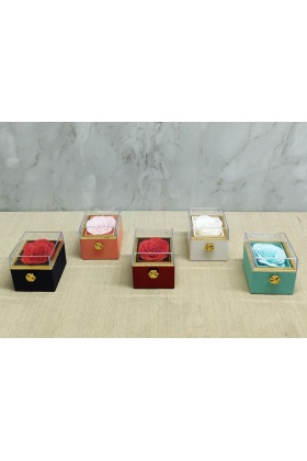 Romantik Gül Yüzük Kutusu Kare