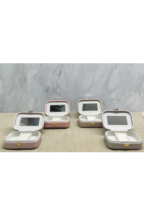 15x15 cm Makyaj Ve Takı Kutusu