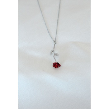 Gümüş Kaplama Kırmızı Gül Figürlü Kadın Kolye - Lisinya