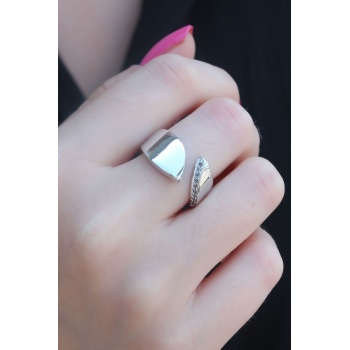 Gümüş Renk Zirkon Taşlı Kadın Yüzük - Lisinya