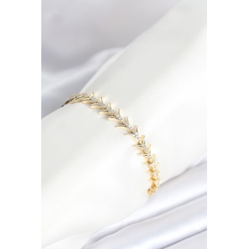 Pirinç Gold Renk Balık Sırtı Model Zirkon Taşlı Kadın Bileklik - Lisinya