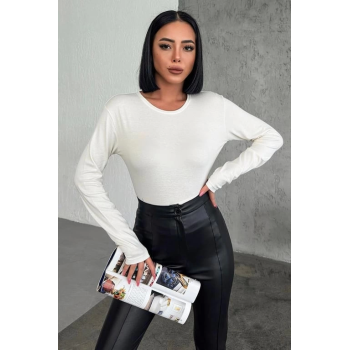 Rahat Ve Şık Uzun Kollu Bisiklet Yaka Likralı Viskon Penye Body Ekru ( Lisinya )