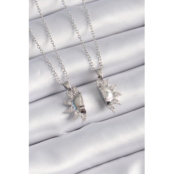 316L Çelik Gümüş Renk Zirkon Taşlı Güneş Model İşleme Yazı Detay Arkadaşlık Kolyesi - Lisinya