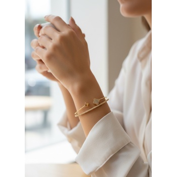 Yonca Model Pirinç Gold Renk Kadın Bileklik - Lisinya