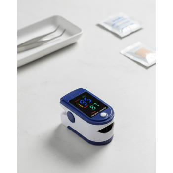Dijital Parmak Tipi Oksimetre Hızlı ve Doğru Oksijen Ölçümü - Lisinya